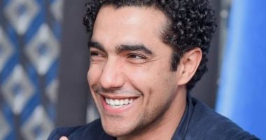 محمد عادل فى مستشفى بالتجمع الخامس بسبب "أبو العروسة"