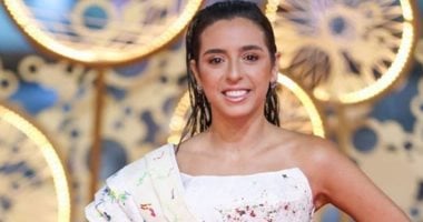فى دعوة لأزياء "صديقة للبيئة".. سارة عبد الرحمن ترتدى ملابس مستعملة على الريد كاربت