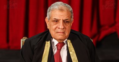 نقابة المهندسين تكرم محلب ورئيس مجلس الوزراء ووزير الري ورئيس جامعة القاهرة