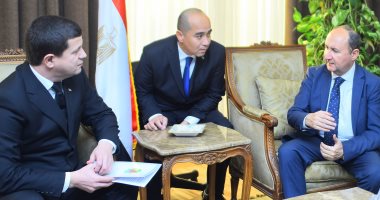 وزير التجارة يلتقى نظيره بتركمانستان قبل زيارة "السيسى" العام المقبل