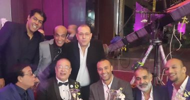 مبروك يا أبو العروسة.. هكذا هنأ سليمان عيد الفنان صلاح عبد الله بزفاف ابنته