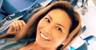 الحظ لما يلعب.. فتاة سافرت ووجدت نفسها الوحيدة على الطائرة فرقصت وغنت