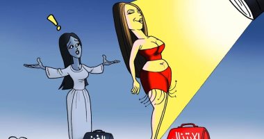 الابتذال يجذب الأضواء والفن الجاد يتوارى خلفه.. فى كاريكاتير ساخر لـ"اليوم السابع"