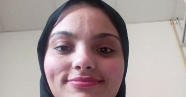 صور.."هبه" قعيدة الفراش لإصابتها بمرض نادر وتناشد المسئولين بعلاجها بالخارج