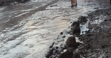 قارئ يطالب برصف طريق المراغى الجديدة الذى حولته الأمطار لبركة طين بالإسكندرية