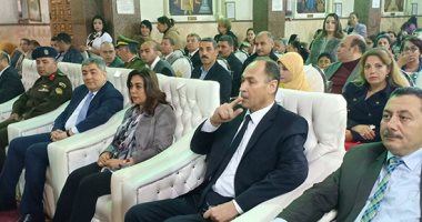 محافظ دمياط: توفير الخدمات الأساسية بالمدينة للتيسير على الصناع