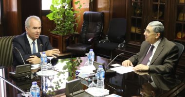 وزير الكهرباء يستقبل السفير الدنماركى لبحث سبل التعاون بين البلدين