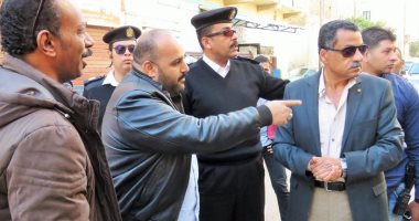 صور.. مدير أمن الإسماعيلية يقود حملة على المقاهى والكافيهات