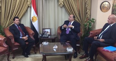  وزير الرياضة يستقبل رئيس الاتحاد السكندرى