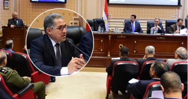 البرلمان يوصى الحكومة بوضع خطة لتطوير منطقة الأزهر والحسين والقضاء على الفوضى والعشوائية.."محلية النواب" تبحث مشكلة التعدى على الجبانات وتطالب بتطبيق القانون..محافظ القاهرة يتعهد بحل أزمة الاختناقات المرورية