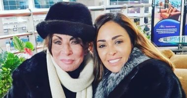 شاهد أحدث ظهور للفنانة لبنى عبد العزيز بصحبة داليا البحيرى
