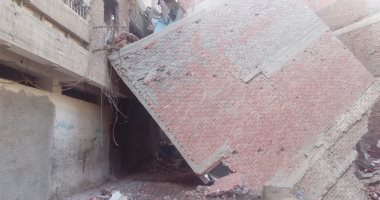تشكيل لجنة هندسية لفحص أسباب الانهيار الجزئى بمنزل فى سوهاج