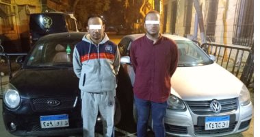 القبض على تشكيل عصابى لاتهامه بانتحال صفة رجال الشرطة وسرقة شقة بروض الفرج