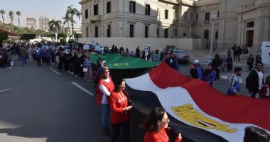 تحت شعار "جامعة آمنة للجميع".. مسيرة لمناهضة التحرش بجامعة القاهرة.. صور