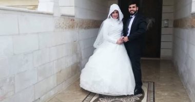 "فرحة الخير".. زوجان يستبدلان مصاريف "الفرح" بالتبرع لدراسة طالبة يتيمة