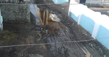 قارئ يشكو تراكم مياه الصرف الصحى بقرية الندايرة الغربية بكفر الشيخ