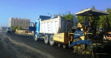 صور.. رصف شوارع بنطاق حى الكوثر بسوهاج بتكلفة 2 مليون جنيه