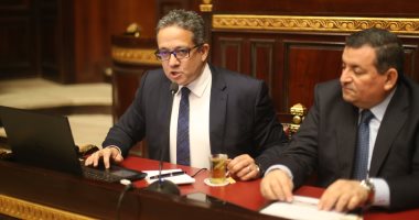 وزير الآثار: شركة عالمية ستتولى الخدمات بالمتحف المصرى.. "احنا مش بنعرف نقدم خدمات"