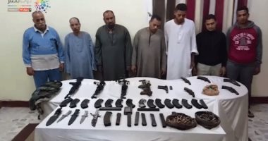 فيديو.. الداخلية تحبط خصومة ثأرية جديدة فى أسيوط وتضبط 10 قطع سلاح