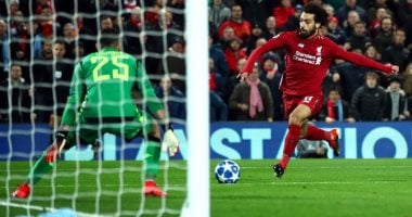 محمد صلاح يهدد مرمى نابولى بكرة خطيرة فى الدقيقة 50.. فيديو 