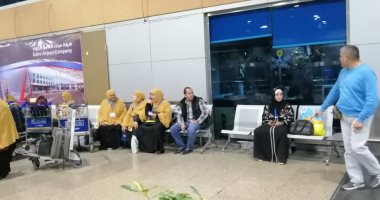 تعيين الملاح حسام حمادة مديرا لمبنى الرحلات الموسمية بمطار القاهرة الدولى