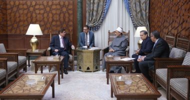 ​الإمام الأكبر يؤكد استعداد الأزهر لتدريب أئمة دولة بيرو