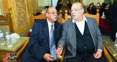 صلاح عبد الله والمخرج أحمد صقر أول المعزين فى الراحل محمود القلعاوى