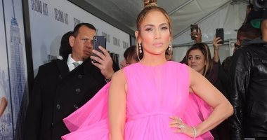 فيديو وصور.. جينيفر لوبيز تخطف الأنظار بالعرض الخاص لفيلمها Second Act
