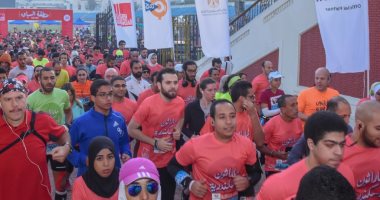 محافظ الإسكندرية يتفقد الاستاد ويطلق مارثون رياضى بمشاركة 2700 مشارك