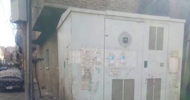 استجابة لـ "اليوم السابع".. محافظ القليوبية يوجه برفع تراكمات القمامة حول محول كهرباء ببنها