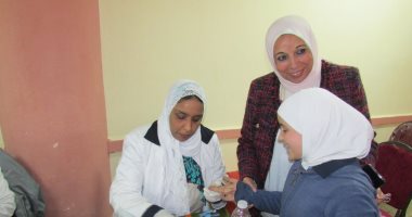 رئيس هيئة التأمين الصحى تتفقد العمل بحملة 100 مليون صحة
