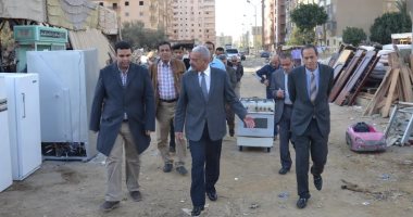 محافظ السويس يتفقد مجمعات المخابز والمرافق وحالة النظافة بشوارع المحافظة