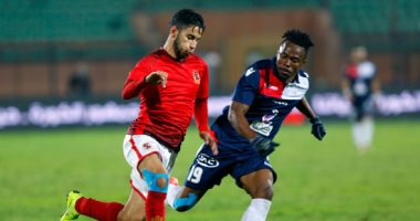 فيديو.. سقوط مروان محسن أمام مرمى النجوم يهدر فرصة الهدف الثانى للأهلى