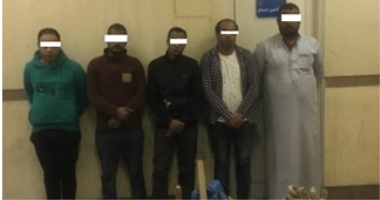 سقوط 5 أشخاص أثناء التنقيب عن الآثار داخل عقار فى المعصرة