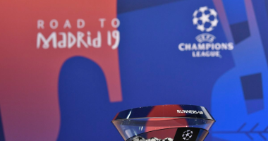 شاهد.. كواليس حفل قرعة ثمن نهائي دوري أبطال أوروبا