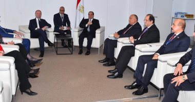 السيسى يلتقى رئيسى وزراء مالطا وسلوفينا على هامش منتدي فيينا.. الرئيس يستعرض جهود مصر لعودة الاستقرار إلي ليبيا..ويؤكد ضرورة تقوية الجيش الليبى وإجراء الانتخابات فى أجواء آمنة ..والقاهرة تدعم مسارات حل الأزمة 