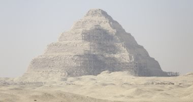 ما الذى يتم فى مشروع تطوير هرم زوسر بمنطقة سقارة؟.. صور