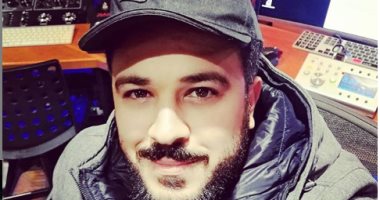 هيثم نبيل ينتهى من تسجيل أغنية "أغلى ناس" أول أغانى ألبومه الجديد