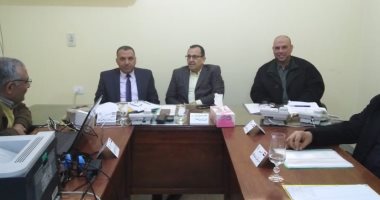محافظ شمال سيناء يؤكد انتظام العمل داخل لجان الانتخابات التكميلية بالعريش