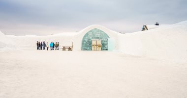 "قبل ما التلج يدوب".. اعرف قصة فندق الجليد بالسويد