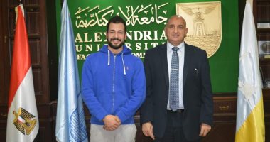 علشان متفوتكش محاضرة.. طالب بجامعة الإسكندرية يبتكر أبلكيشن للتواصل مع الأساتذة