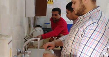 صور.. معامل مياه الأقصر ترفع العينات من المحطات لمتابعة جودتها