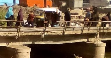 اضبط مخالفة.. كوبرى منطى بشبرا الخيمة مهدد بالانهيار والقمامة تحيط به