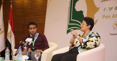 نميرة نجم تحكى رحلتها فى العمل الدبلوماسى للدارسين فى مدرسة أفريقيا 