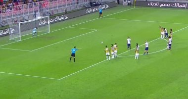 النصر يتفوق على الاتحاد بهدف فى الشوط الأول بالدوري السعودي.. فيديو 