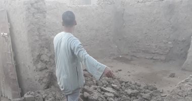 صور.. إعادة بناء كتاب تحفيظ قرآن بقرية حاجر الأقالته بالأقصر