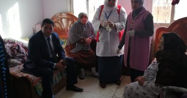 صور.. "100 مليون صحة" تجرى الفحوص الطبية للمسنات فى كفر الشيخ