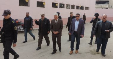 صور..مدير أمن البحيرة يتفقد المواقع الشرطية والكنائس بمركز كوم حمادة