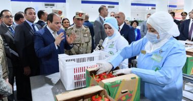 الرئيس السيسي يفتتح المشروع القومى للصوب الزراعية