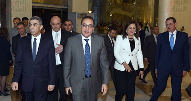 رئيس الوزراء يتوجه لمجلس النواب سيرا على الأقدام للقاء الدكتور على عبد العال